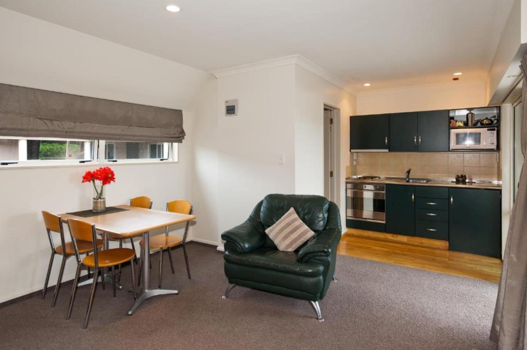 כרייסטצ'רץ' Colombo In The City מראה חיצוני תמונה A one-bedroom apartment at the University of Waikato's accommodation village